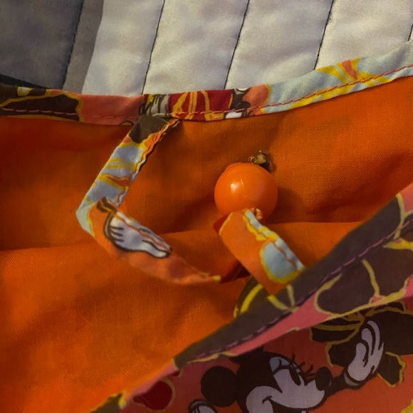 large Disneyland Minnie mouse Hawaiian BoHo/beach style purse very cute✨🍍✨ - Picture 3 of 12